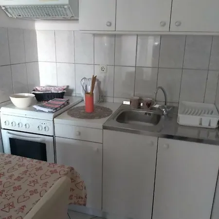 Apartment Iva Pag Town